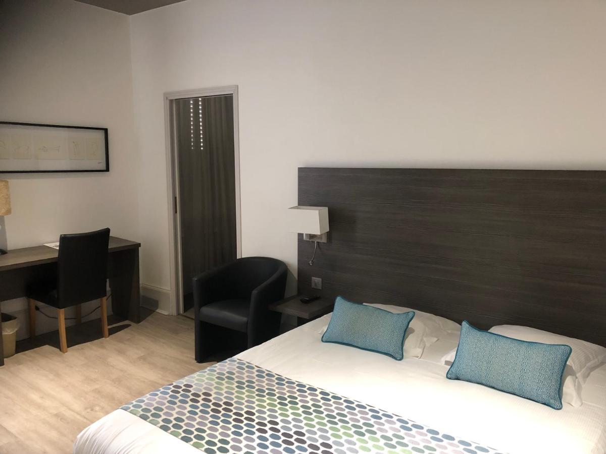 Hotel Montespan Bourbon-lʼArchambault Dış mekan fotoğraf