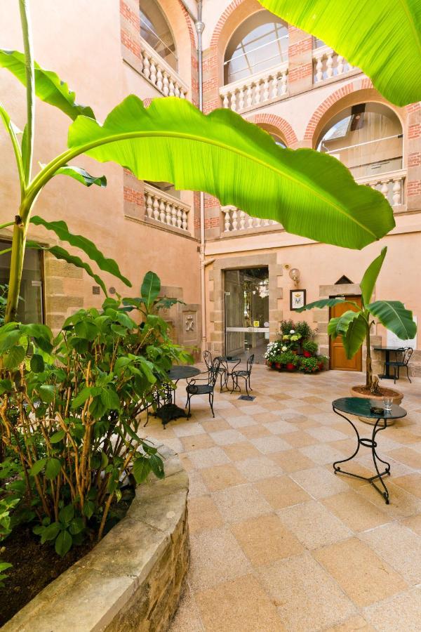 Hotel Montespan Bourbon-lʼArchambault Dış mekan fotoğraf